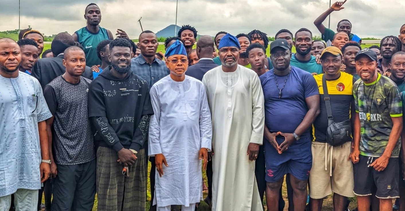 Kogi State Governor Ahmed Usman Ododo Makes Unexpected Stop at Neurospark FC Training, Donates ₦1 Million